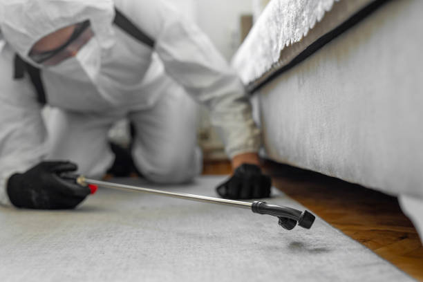 Professional Mosquito Control technician working in Pasco, WA